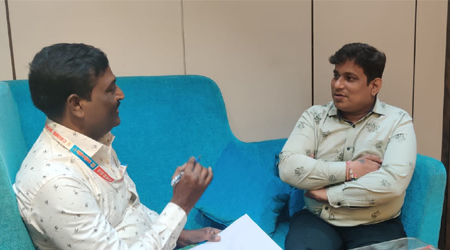 यशोगाथा-हॅंडीकॅप तरुणाने घडवला इतिहास-दररोज २२५ कि.मी.चा प्रवास