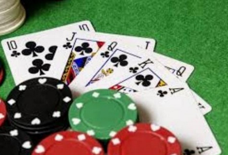 वेहेरगाव येथील मटका अड्ड्यावर सहा. पोलीस अधीक्षक सत्यसाई कार्तीक यांची धडक कारवाई.